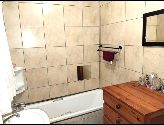 3 BEDROOM HOUSE FOR SALE IN KOOKRUS